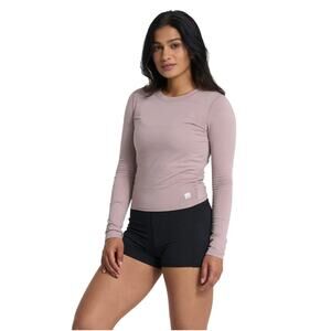 Vuori  Long-Sleeve Coast Crop Crew | Umber